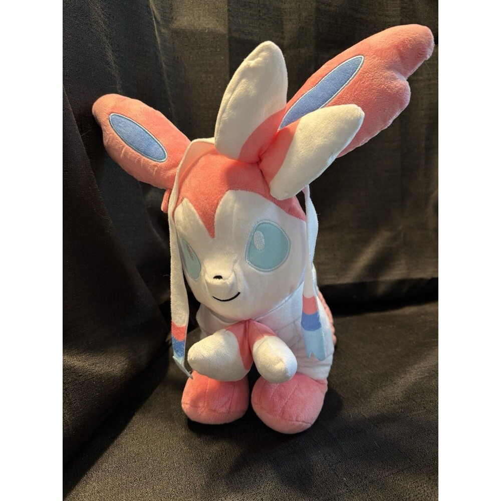 Build A Bear Pokémon Sylveon Plush Toy With Beating Heart Box Inside Works 15”